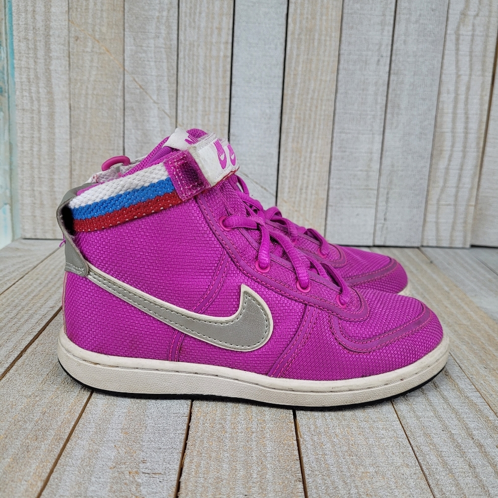 Nike High Top Kids Sneakers Size 13 Basketball